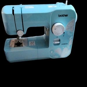 Brothers 17-Stitch Full-size Sewing Machine in Aqua (LX3817A)